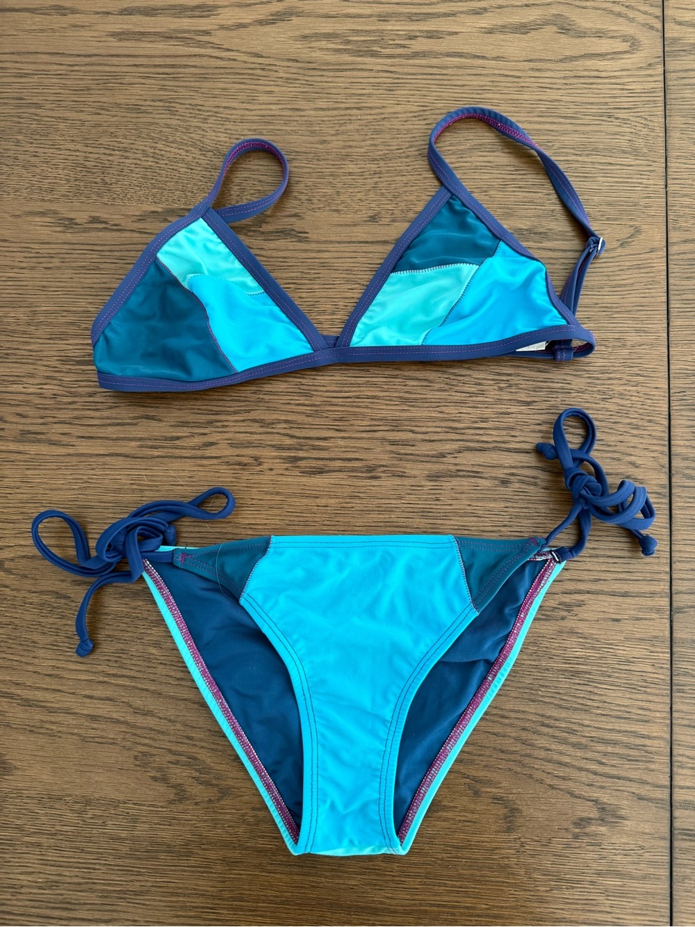 XiRENA Two-Piece Triangle Bikini - Teal & Navy